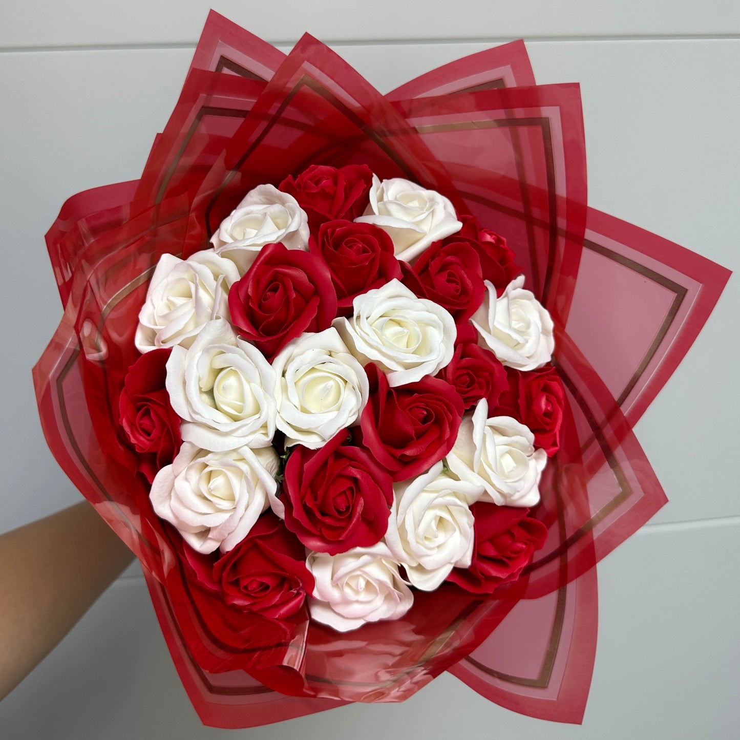 Mini Buchet Classic Love – 23 Trandafiri din Săpun